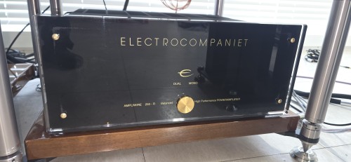 일렉트로꼼빠니 250R